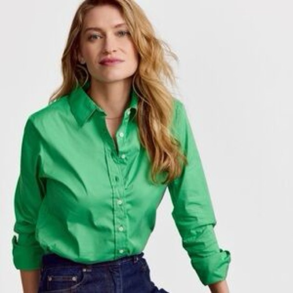 THE SHIRT by ROCHELLE BEHRENS The Icon Shirt No Gape in Green